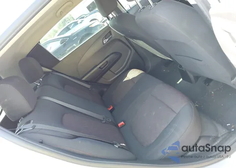 2020 Chevrolet Sonic Fwd Lt 5-Door from USA, damaged, VIN 1G1JD6SB2L4103288